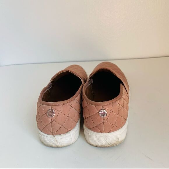 Steve Madden Pink Quilted Slip On Sneakers‎ - Picture 3 of 7